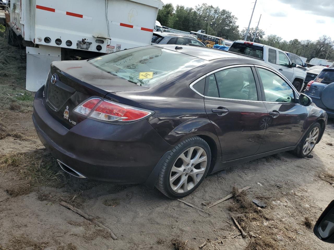 2009 Mazda 6 VIN 1YVHP82B195M28407 Copart auction photo, side / minor dent/scratches damage thumbnail 3
