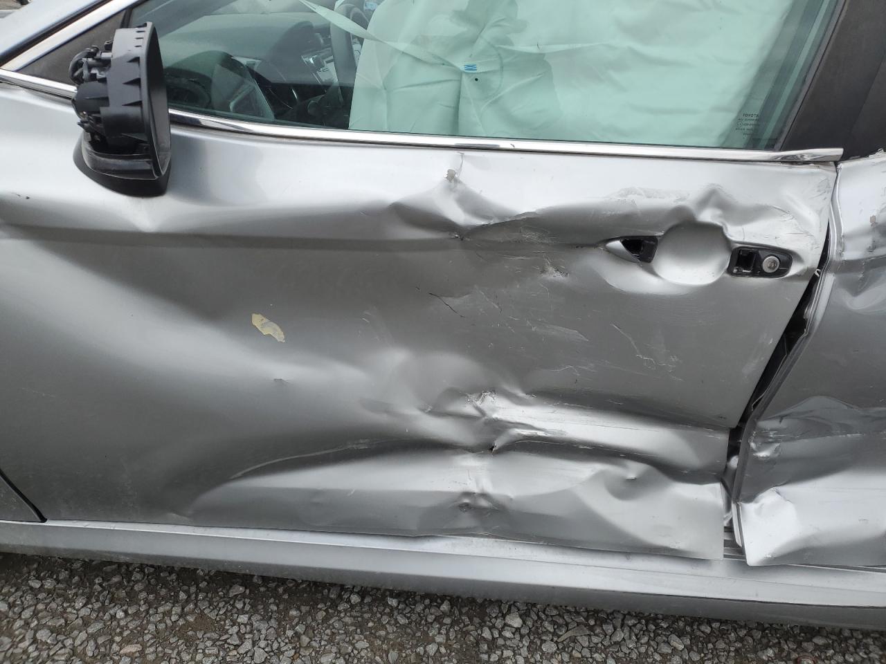 2019 Toyota Camry VIN 4T1B11HK2KU257332 Copart auction photo, side / rear end damage thumbnail 7