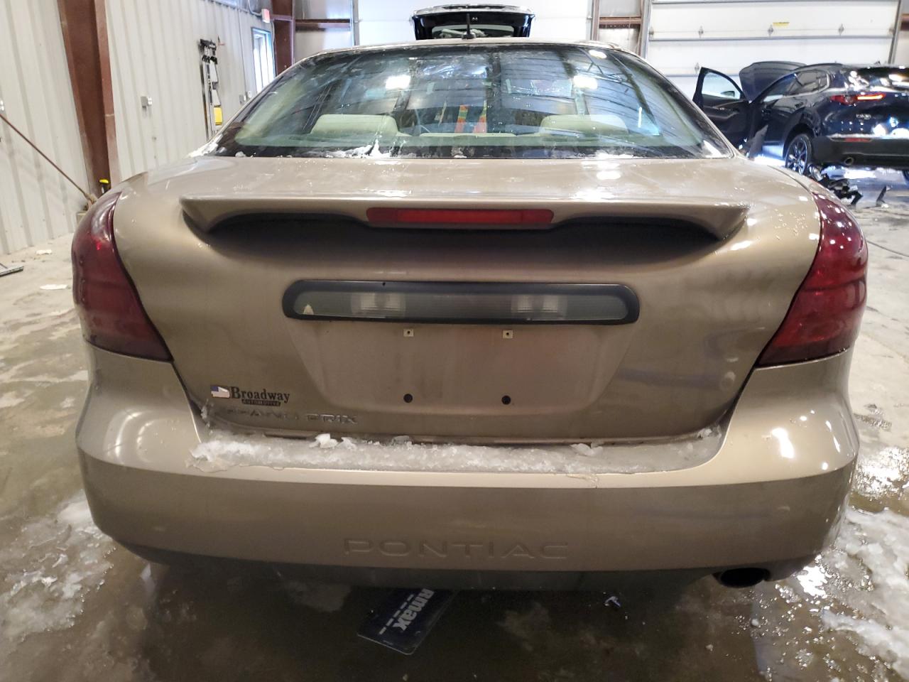 2007 Pontiac Grand Prix VIN 2G2WP552371124280 Copart auction photo, side damage thumbnail 6