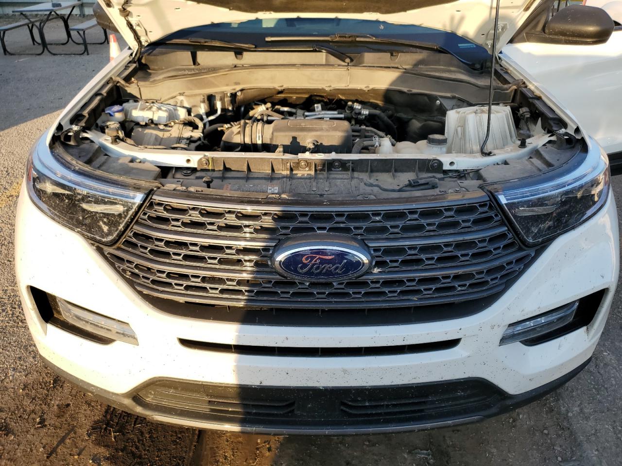 2021 Ford Explorer VIN 1FMSK8DHXMGC10681 Copart auction photo, hail / minor dent/scratches damage thumbnail 9