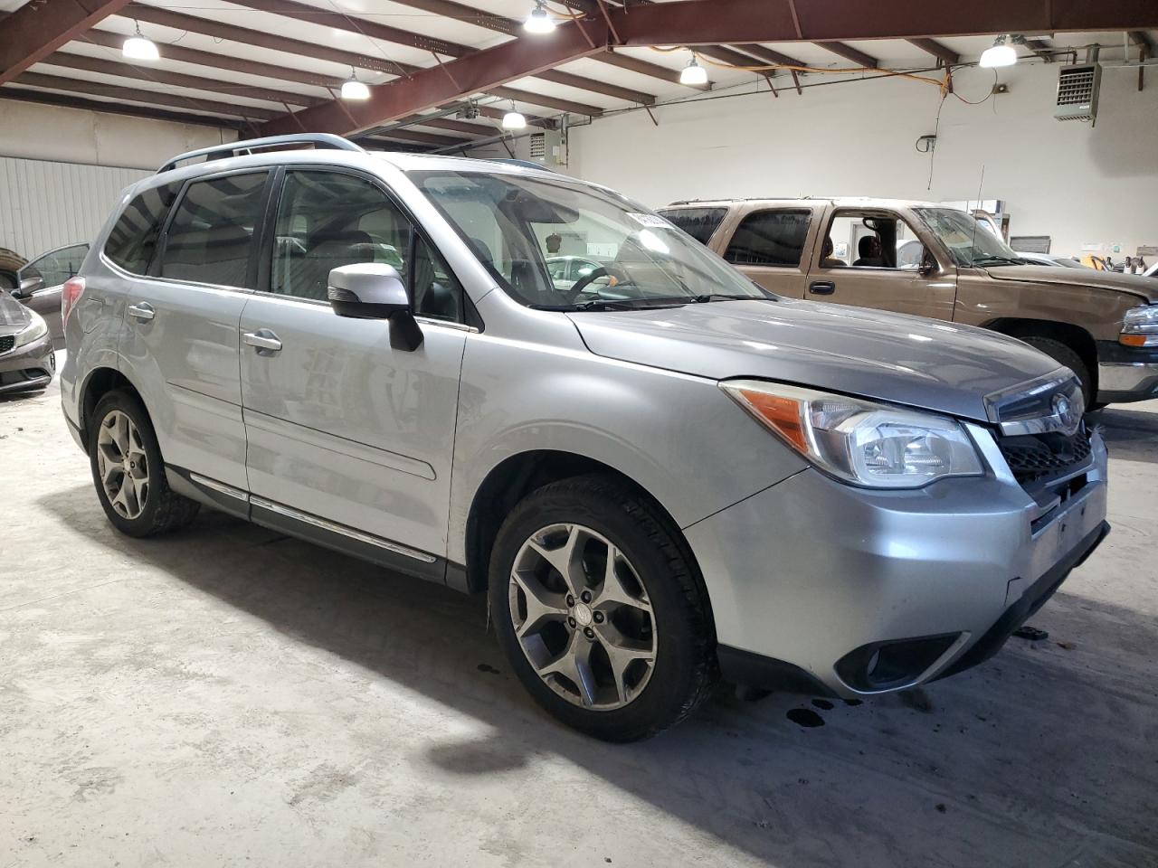 2015 Subaru Forester VIN JF2SJAWC7FH463536 Copart auction photo, front end damage thumbnail 4