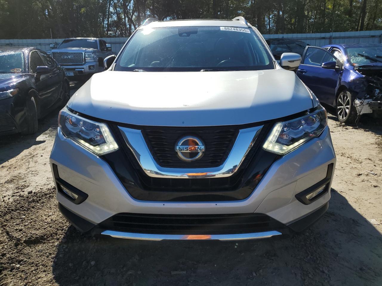2018 Nissan Rogue VIN JN8AT2MT1JW485733 Copart auction photo, side damage thumbnail 5