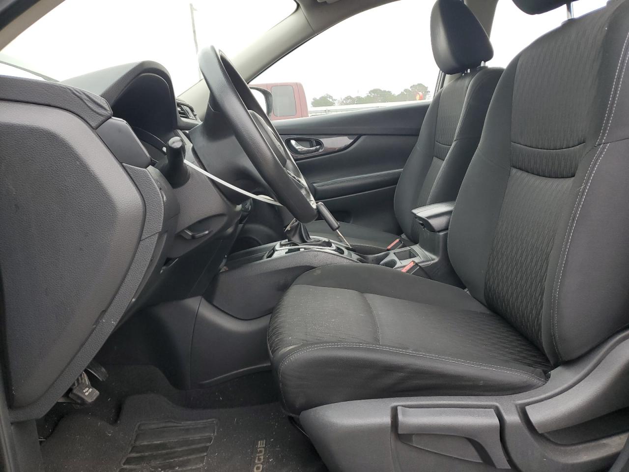 2018 Nissan Rogue VIN KNMAT2MT1JP598359 Copart auction photo, front end / minor dent/scratches damage thumbnail 7