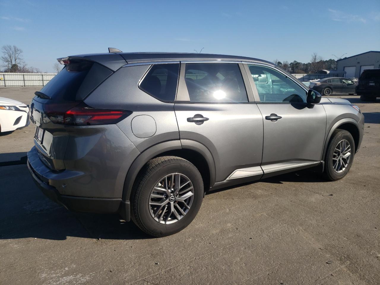2024 Nissan Rogue VIN 5N1BT3AA5RC749621 Copart auction photo, mechanical / rear end damage thumbnail 3