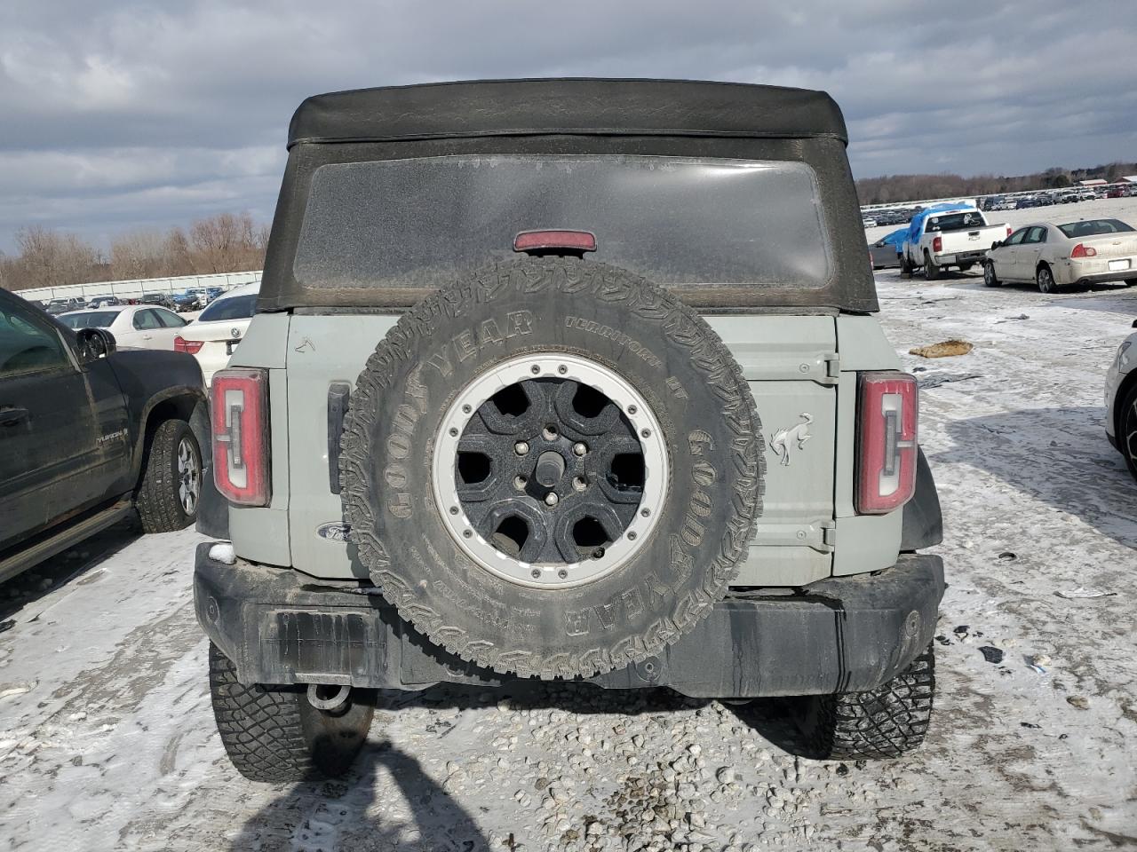 2022 Ford Bronco VIN 1FMEE5DP9NLB17931 Copart auction photo, front end damage thumbnail 6