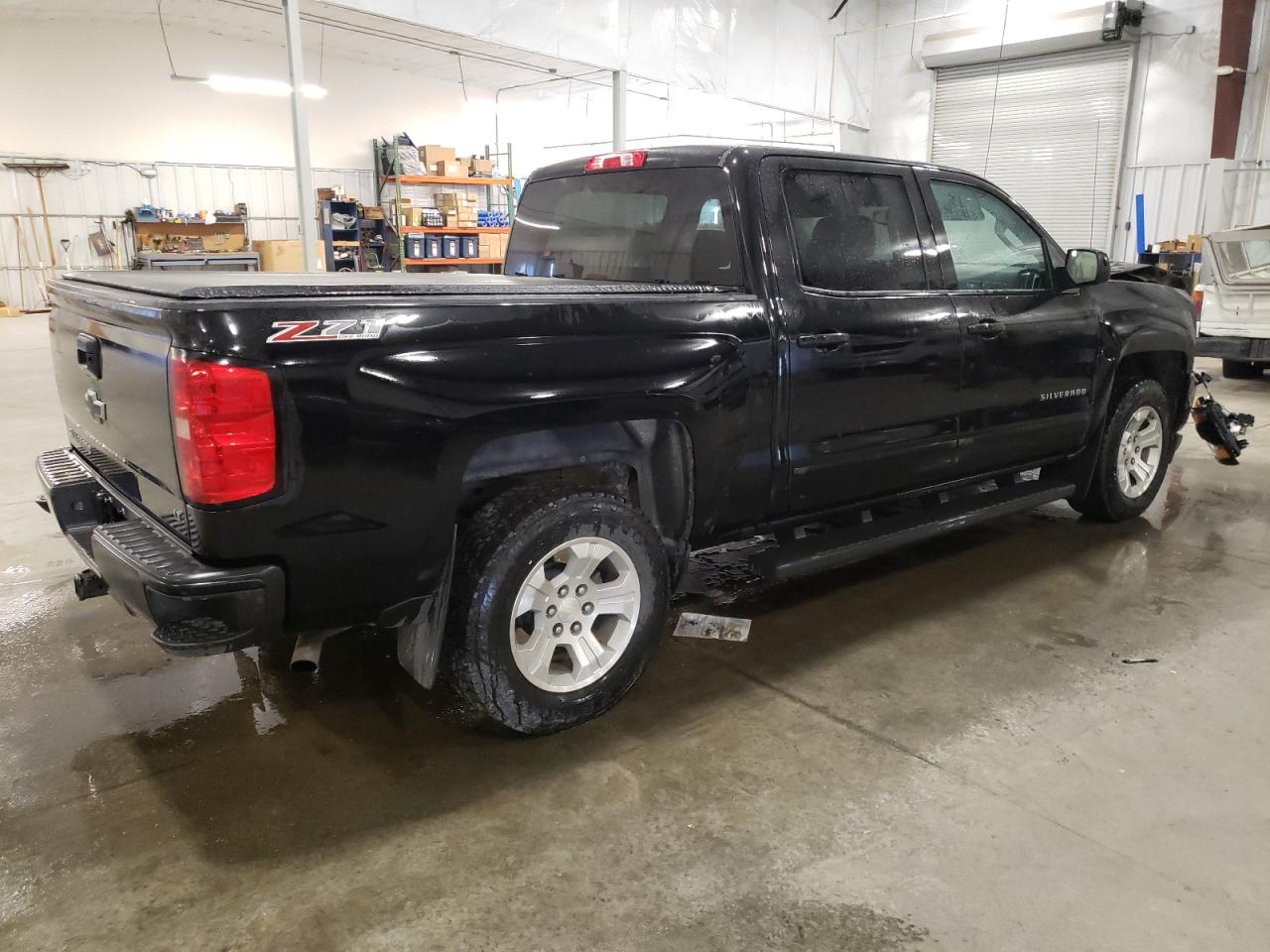 2017 Chevrolet Silverado VIN 3GCUKRECXHG308495 Copart auction photo, front end / side damage thumbnail 3