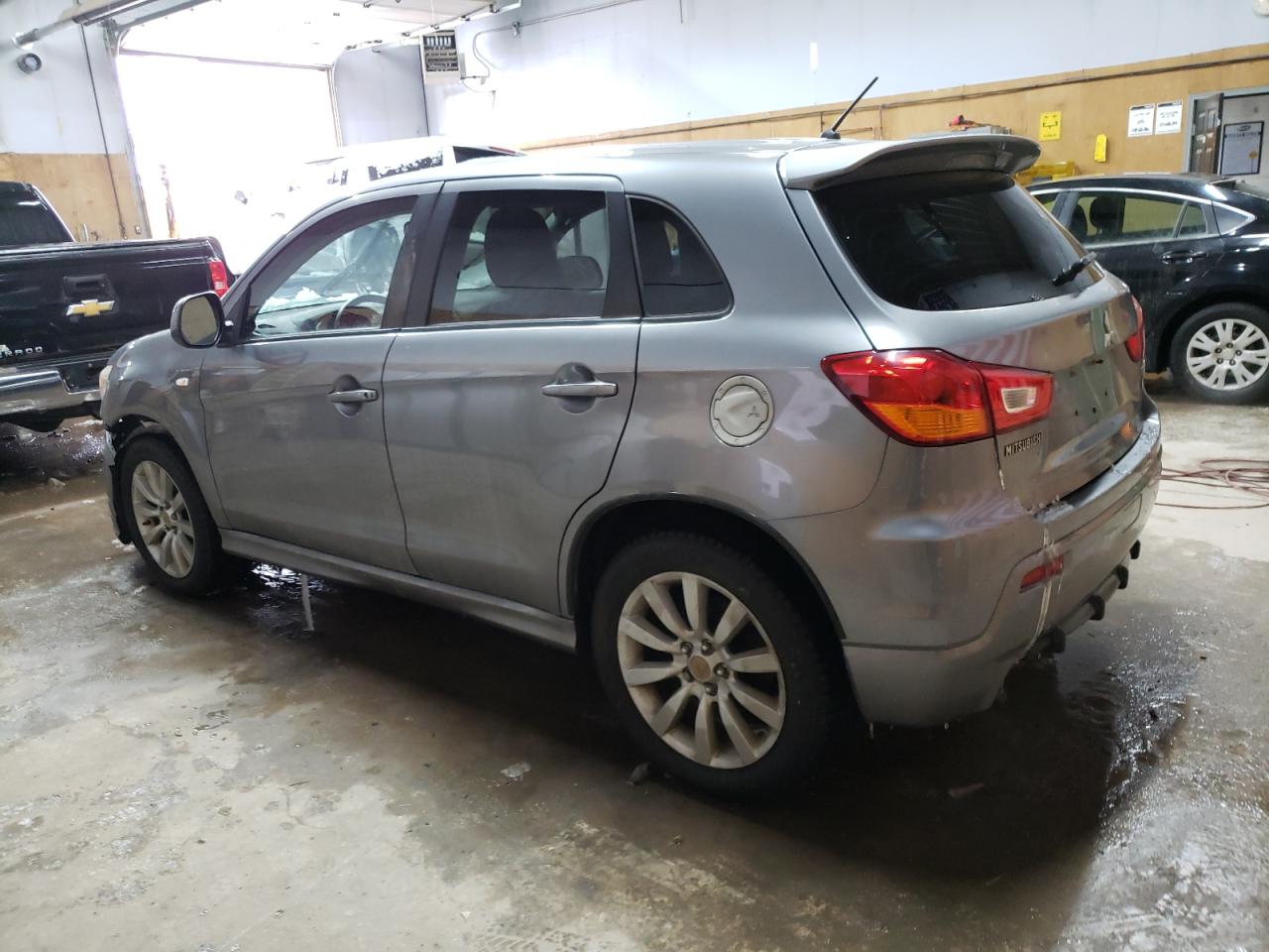 2011 Mitsubishi Outlander VIN JA4AR4AU2BZ023338 Copart auction photo, front end / minor dent/scratches damage thumbnail 2