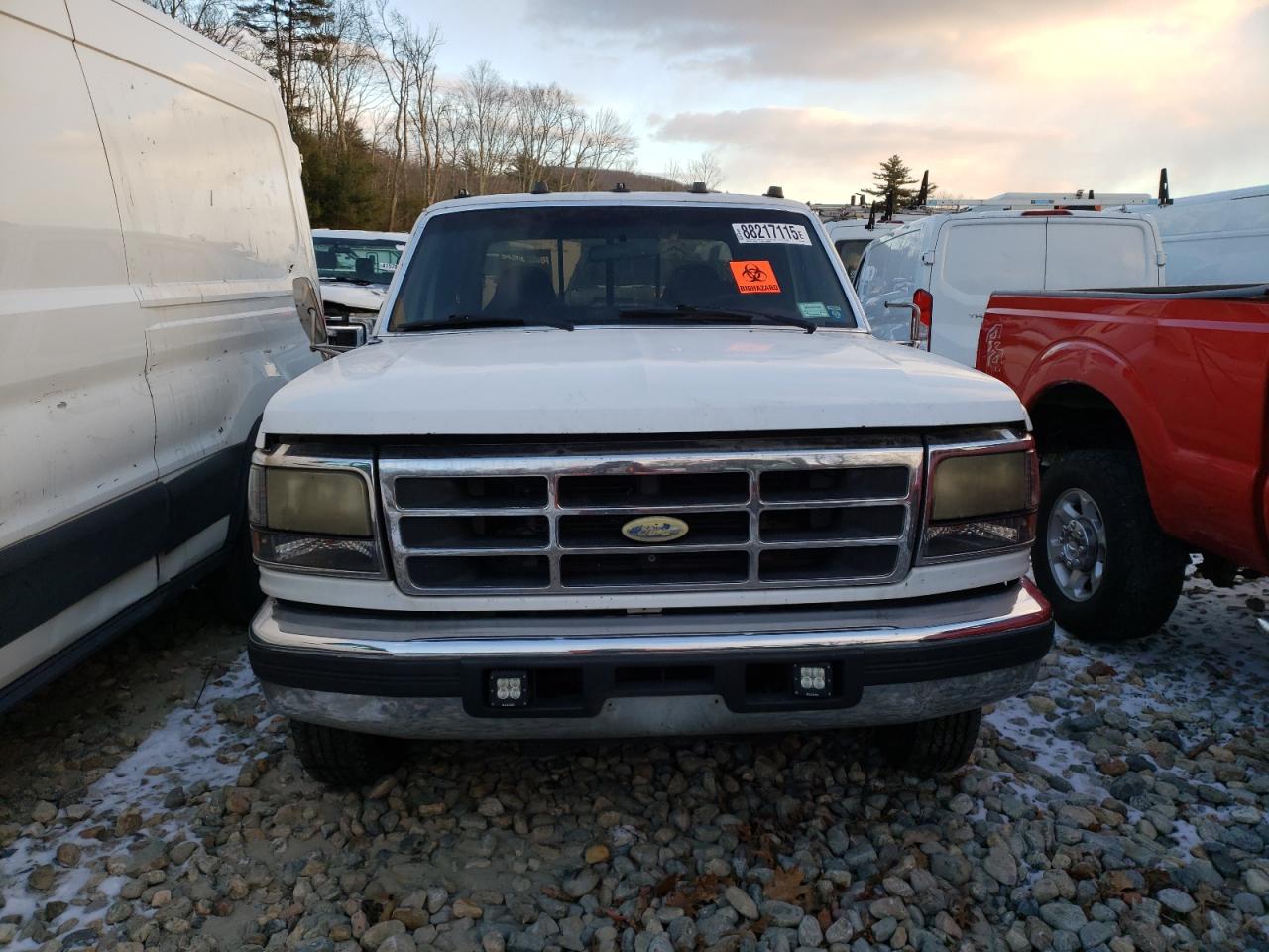 1996 Ford F350 VIN 1FTJW35F9TEA46581 Copart auction photo, side / undercarriage damage thumbnail 5