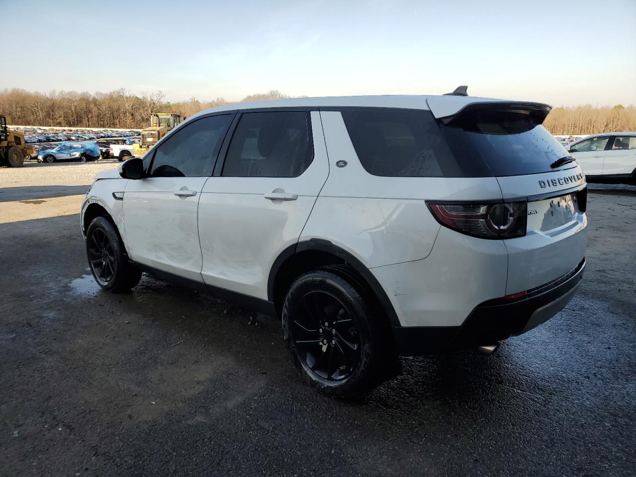 2016 Land Rover Discovery VIN SALCR2BG0GH550375 Copart auction photo, front end damage thumbnail 2