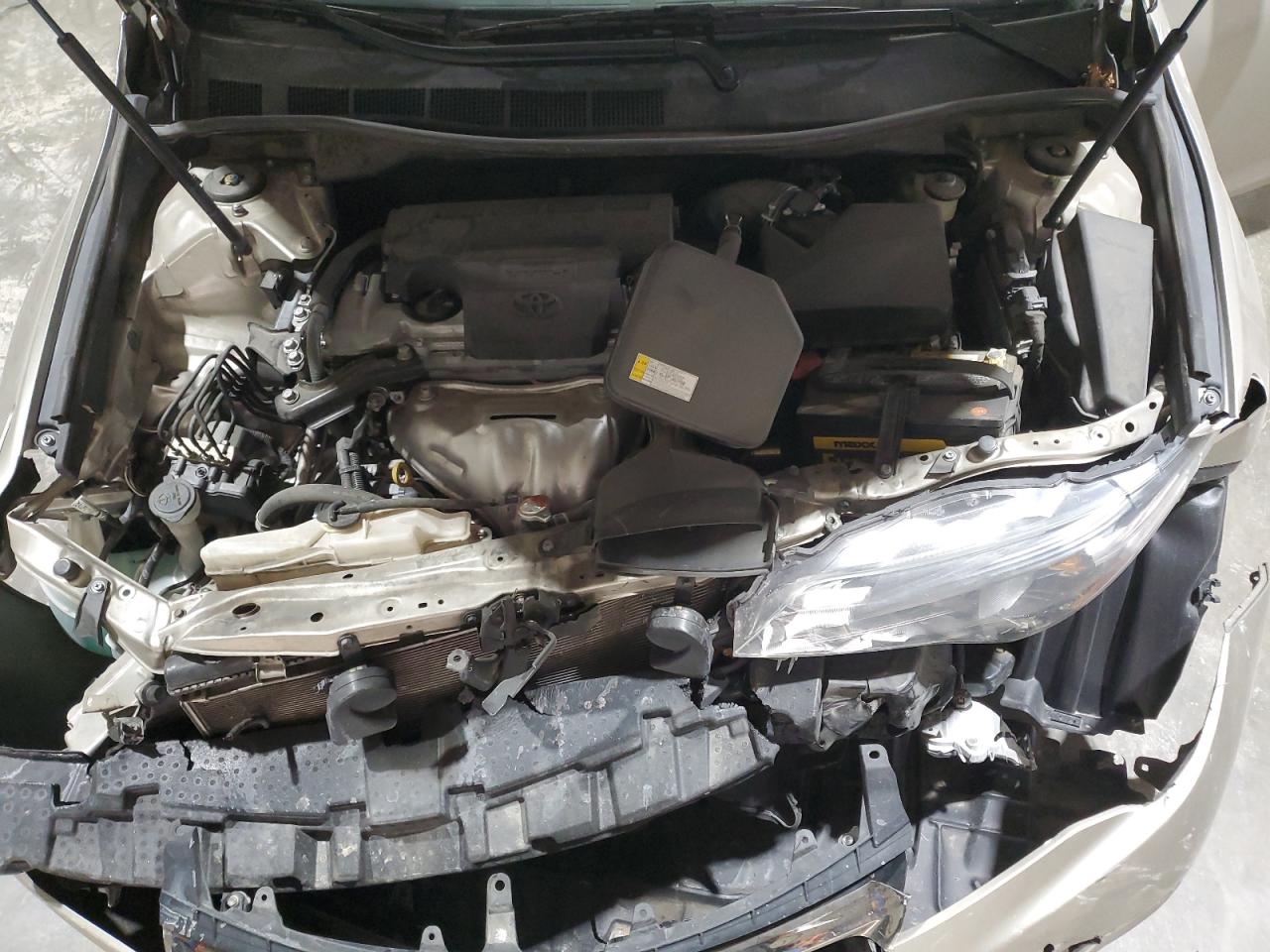 2016 Toyota Camry VIN 4T1BF1FKXGU536958 Copart auction photo, front end / minor dent/scratches damage thumbnail 12