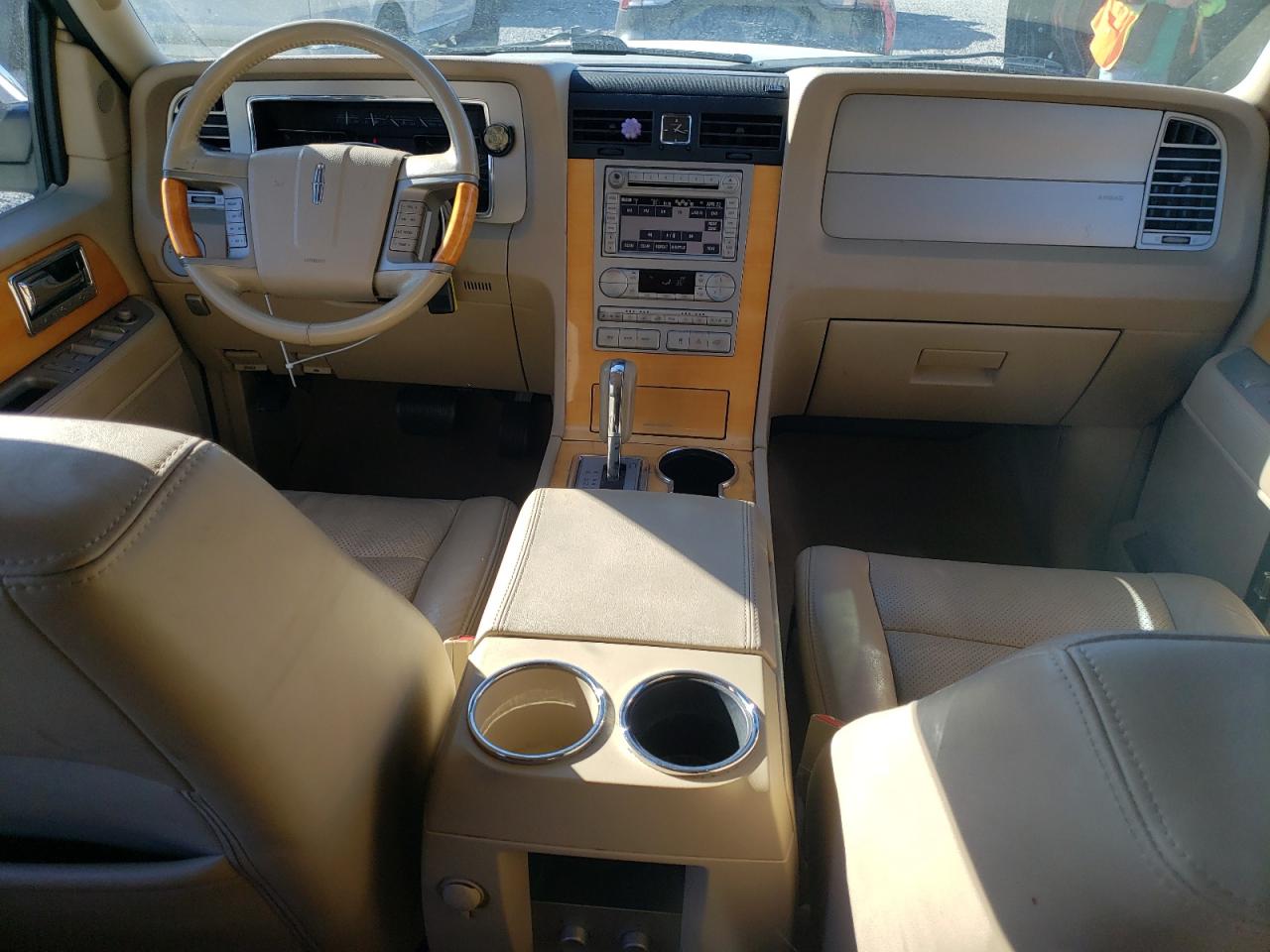 2008 Lincoln Navigator VIN 5LMFU27518LJ12756 Copart auction photo, side damage thumbnail 8