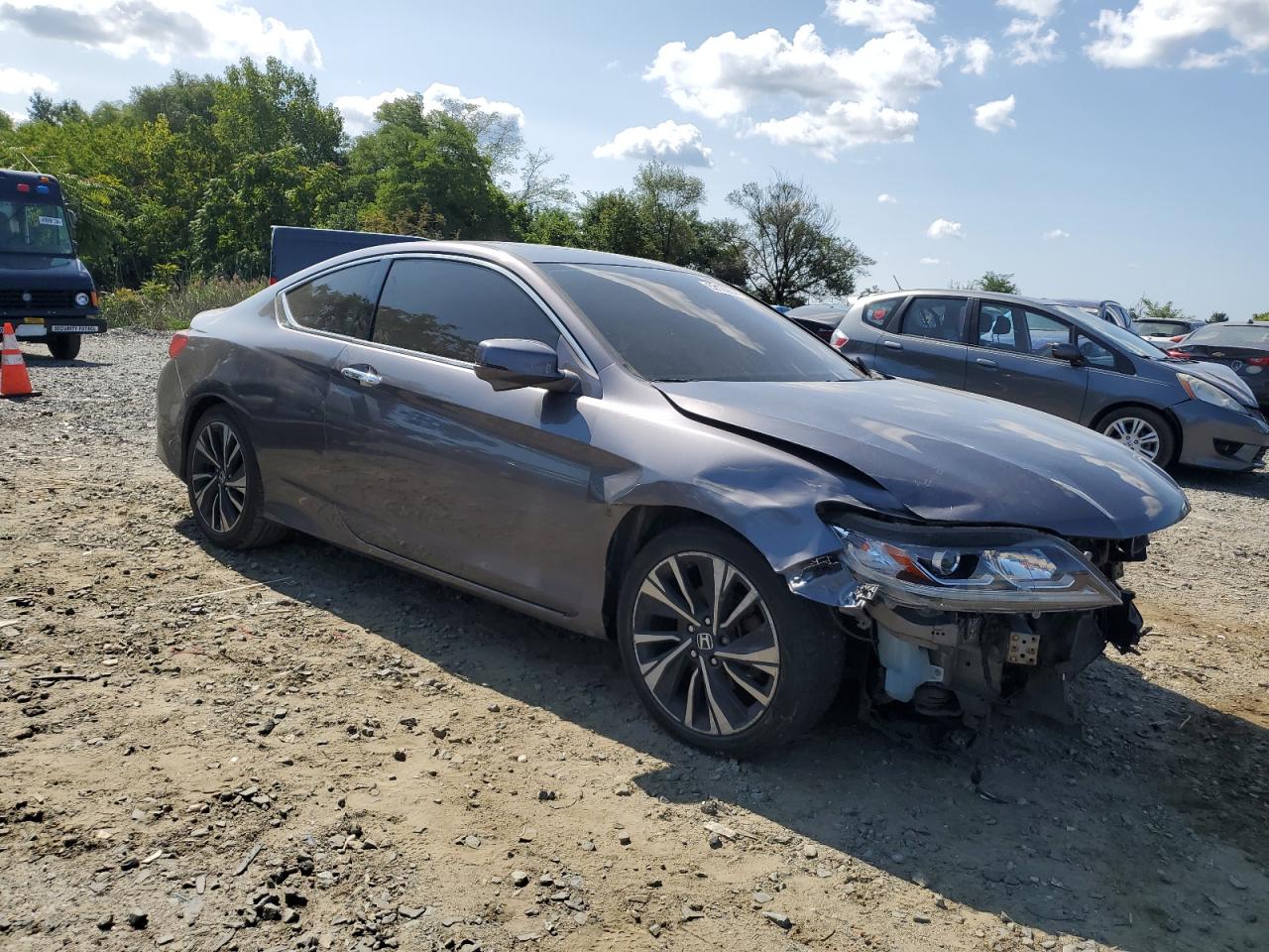 2017 Honda Accord VIN 1HGCT1B7XHA010241 Copart auction photo, front end / minor dent/scratches damage thumbnail 4