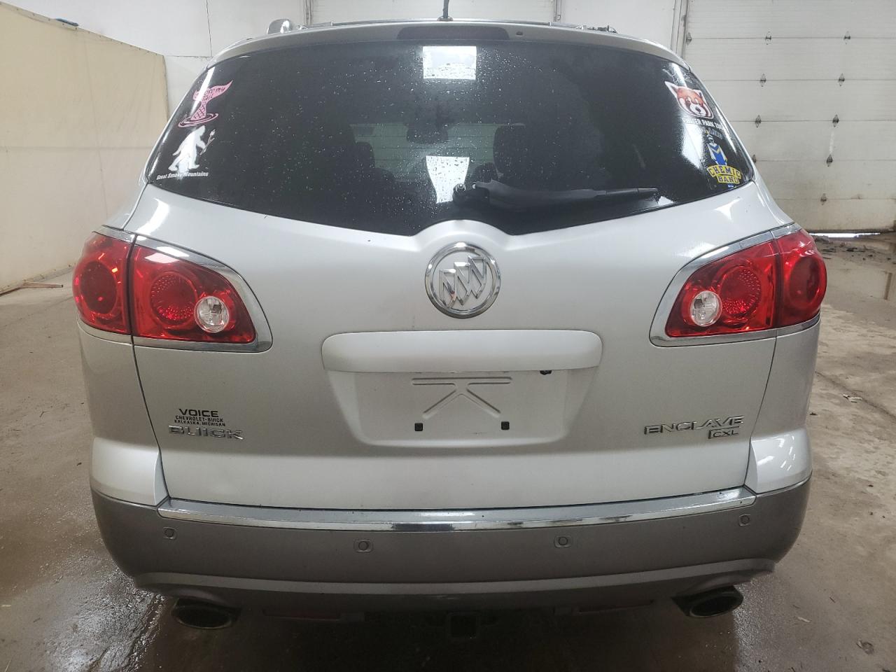2011 Buick Enclave VIN 5GAKRBED3BJ151693 Copart auction photo, front end / side damage thumbnail 6