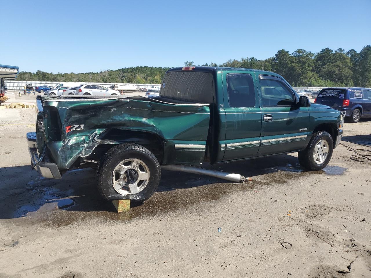 2001 Chevrolet Silverado VIN 1GCEK19T11E166115 Copart auction photo, rear end / undercarriage damage thumbnail 3
