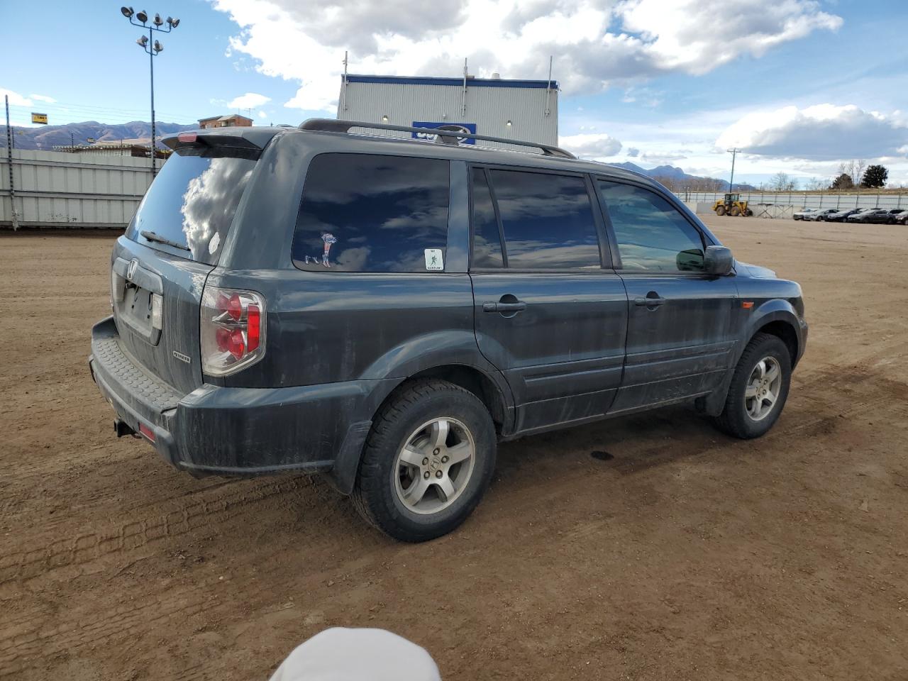 2006 Honda Pilot VIN 2HKYF18506H525160 Copart auction photo, minor dent/scratches damage thumbnail 4