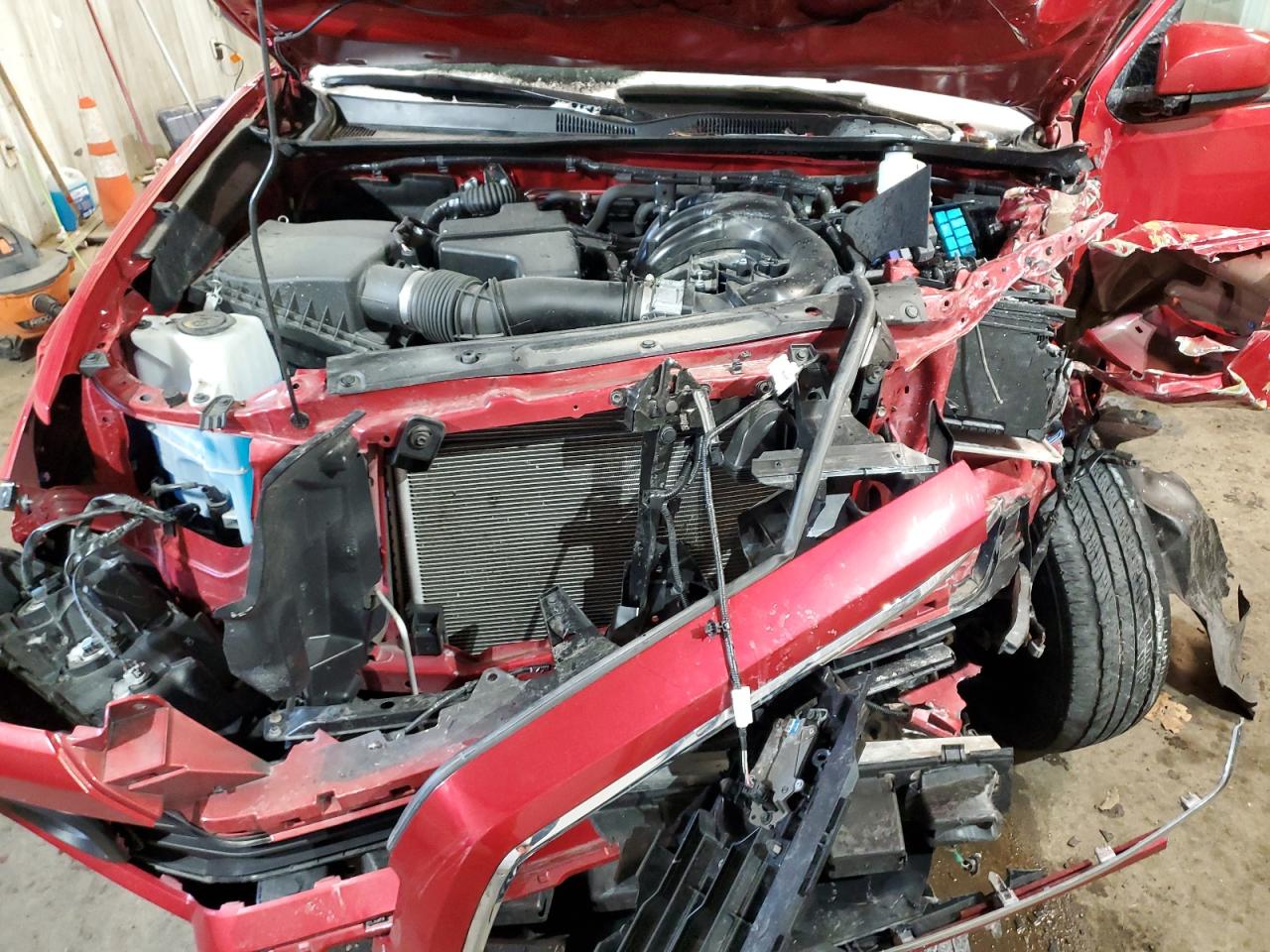 2021 Toyota Tacoma VIN 3TMCZ5AN8MM384185 Copart auction photo, front end / minor dent/scratches damage thumbnail 12