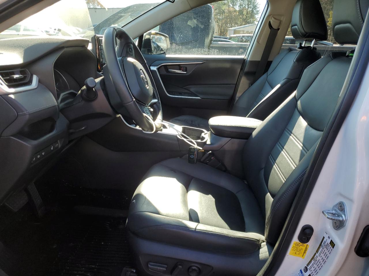 2021 Toyota RAV 4 VIN 4T3B6RFV5MU039215 Copart auction photo, water/flood / mechanical damage thumbnail 7