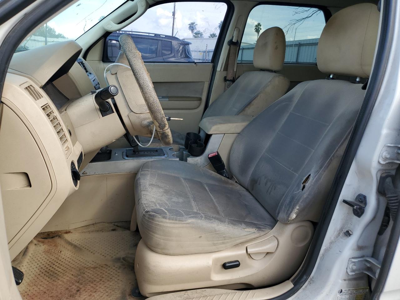 2011 Ford Escape VIN 1FMCU0D77BKA92610 Copart auction photo, rear end / front end damage thumbnail 7