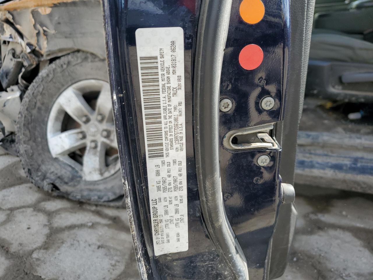 2013 RAM 1500 VIN 1C6RR7GT7DS610811 Copart auction photo, front end / side damage thumbnail 13