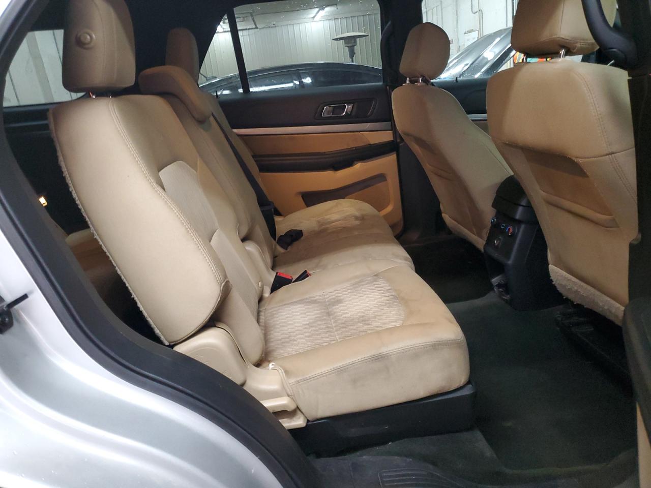 2016 Ford Explorer VIN 1FM5K8B88GGC93726 Copart auction photo, front end / minor dent/scratches damage thumbnail 11