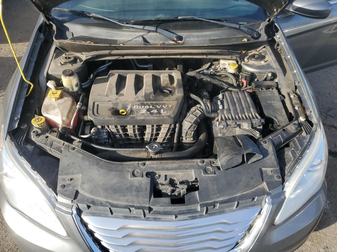 2013 Chrysler 200 VIN 1C3CCBBB0DN627583 Copart auction photo, front end / side damage thumbnail 11