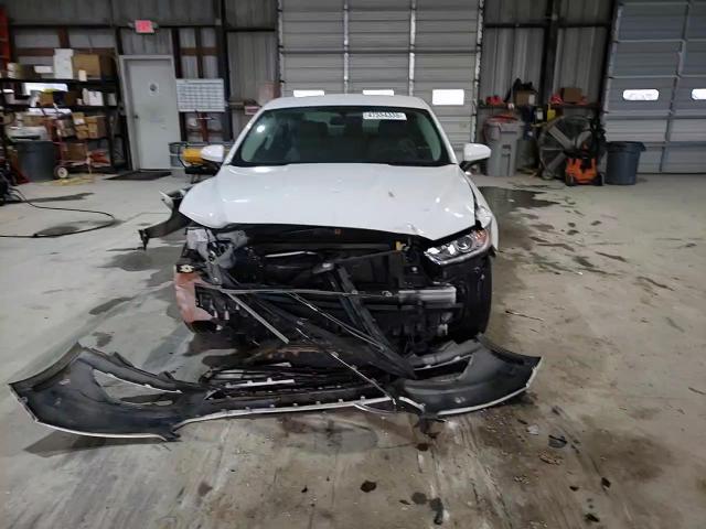 2016 Ford Fusion VIN 3FA6P0G70GR170738 Copart auction photo, front end / minor dent/scratches damage thumbnail 11