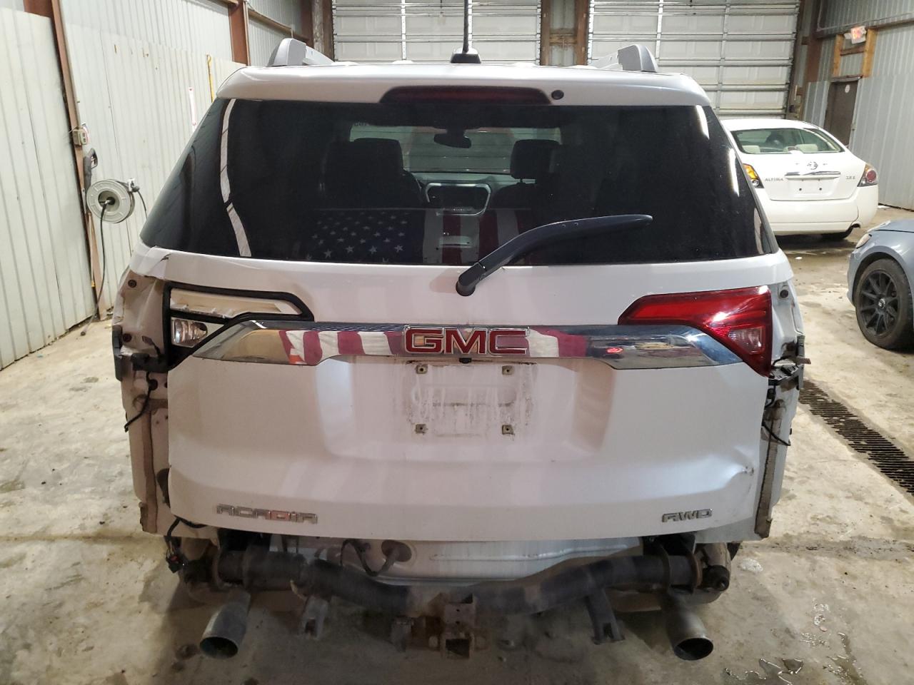 2018 GMC Acadia VIN 1GKKNWLS7JZ152966 Copart auction photo, rear end damage thumbnail 6