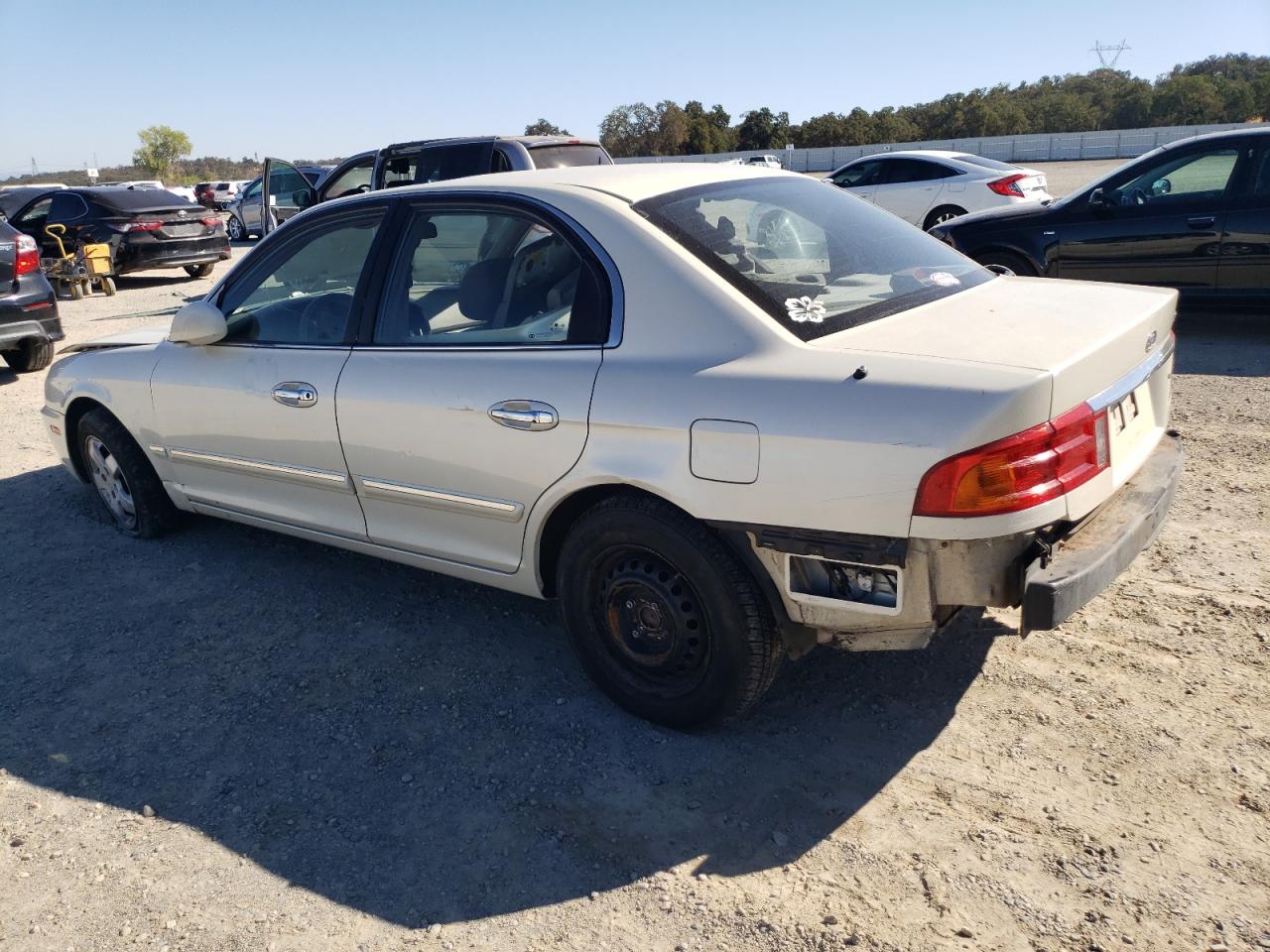2002 KIA Optima VIN KNAGD126425164168 Copart auction photo, rear end damage thumbnail 2