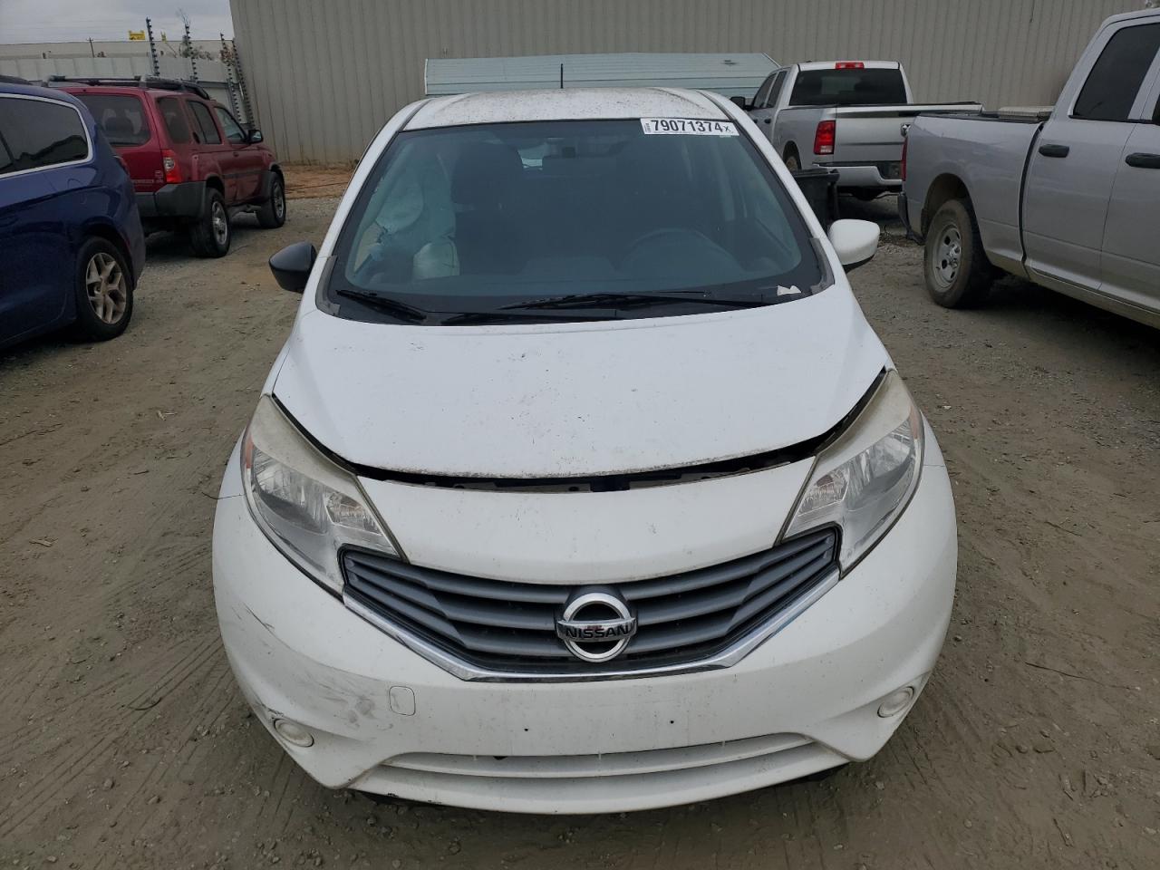2016 Nissan Versa VIN 3N1CE2CP0GL374000 Copart auction photo, side damage thumbnail 5