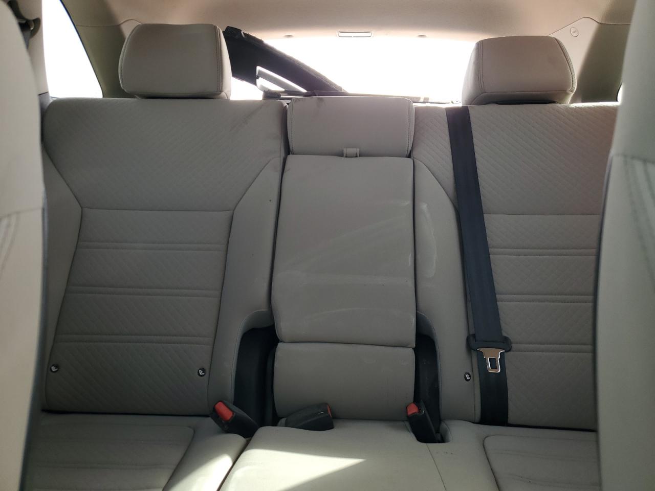 2018 KIA Sorento VIN 5XYPG4A36JG341473 Copart auction photo, front end / stripped damage thumbnail 10