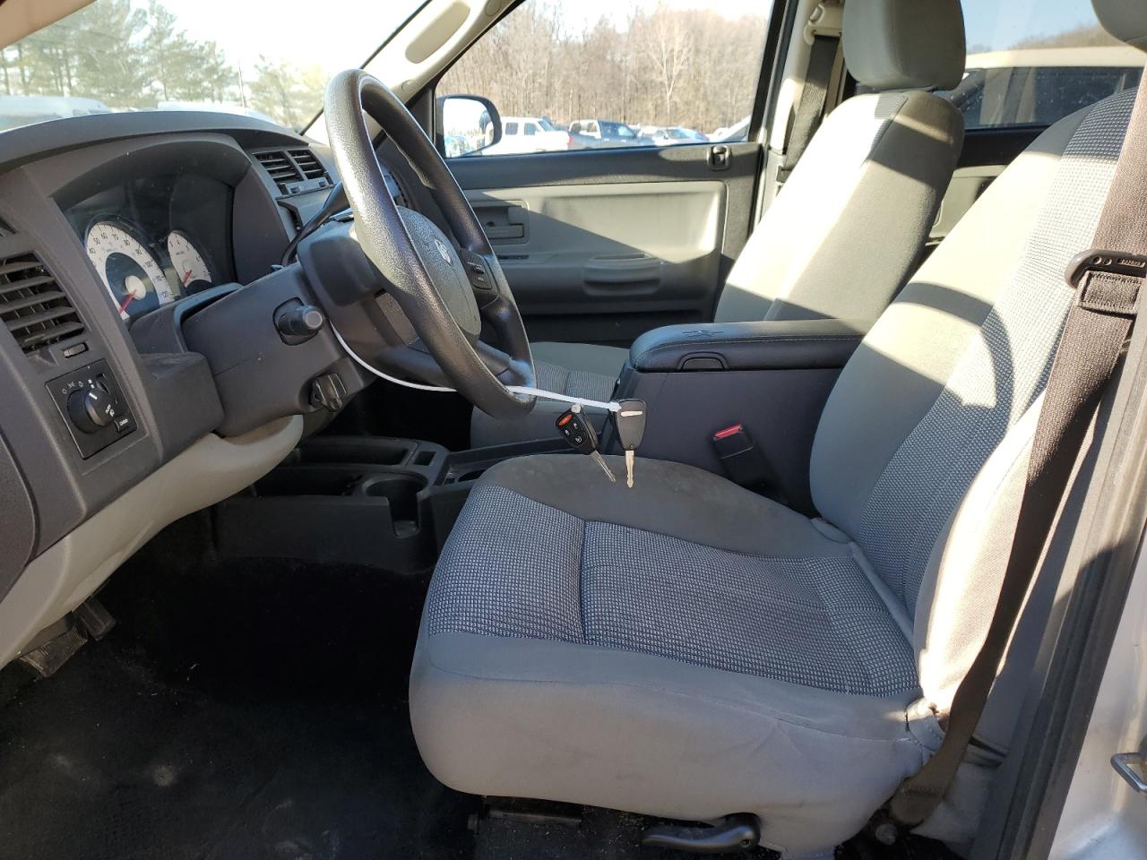 2011 Dodge Dakota VIN 1D7RW3GP4BS708663 Copart auction photo, rear end / minor dent/scratches damage thumbnail 7