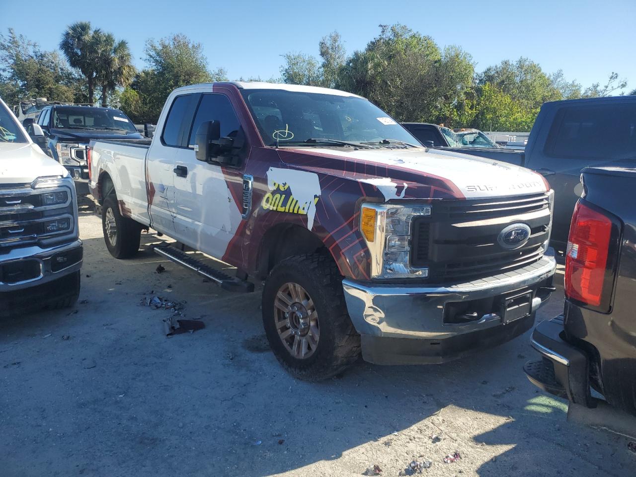 2017 Ford F350 VIN 1FT8X3BT6HED50318 Copart auction photo, water/flood damage thumbnail 4