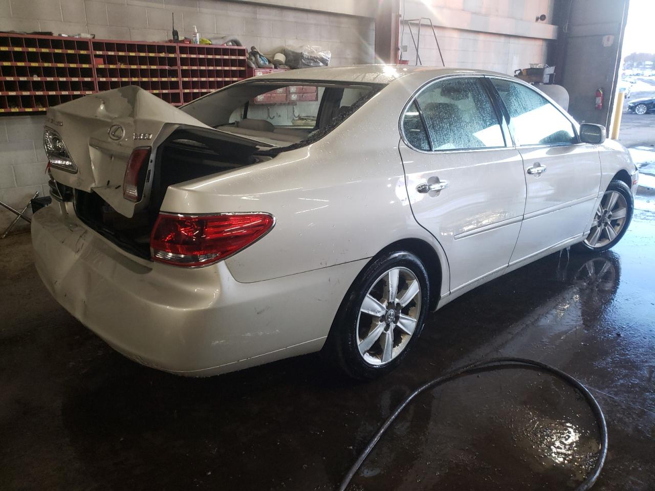 2005 Lexus ES VIN JTHBA30G155120144 Copart auction photo, rear end / front end damage thumbnail 3