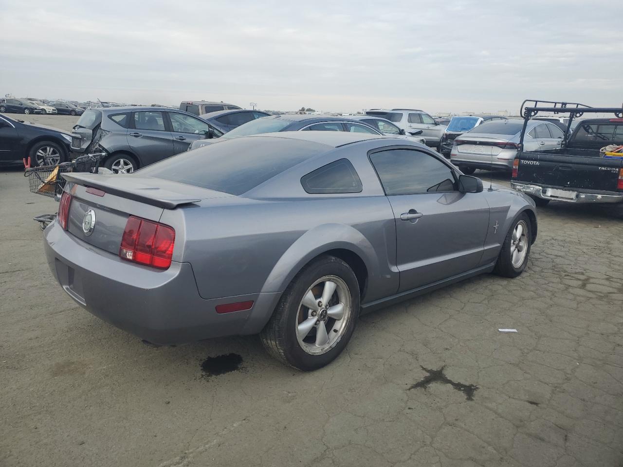 2007 Ford Mustang VIN 1ZVHT80N575215131 Copart auction photo, front end / undercarriage damage thumbnail 3
