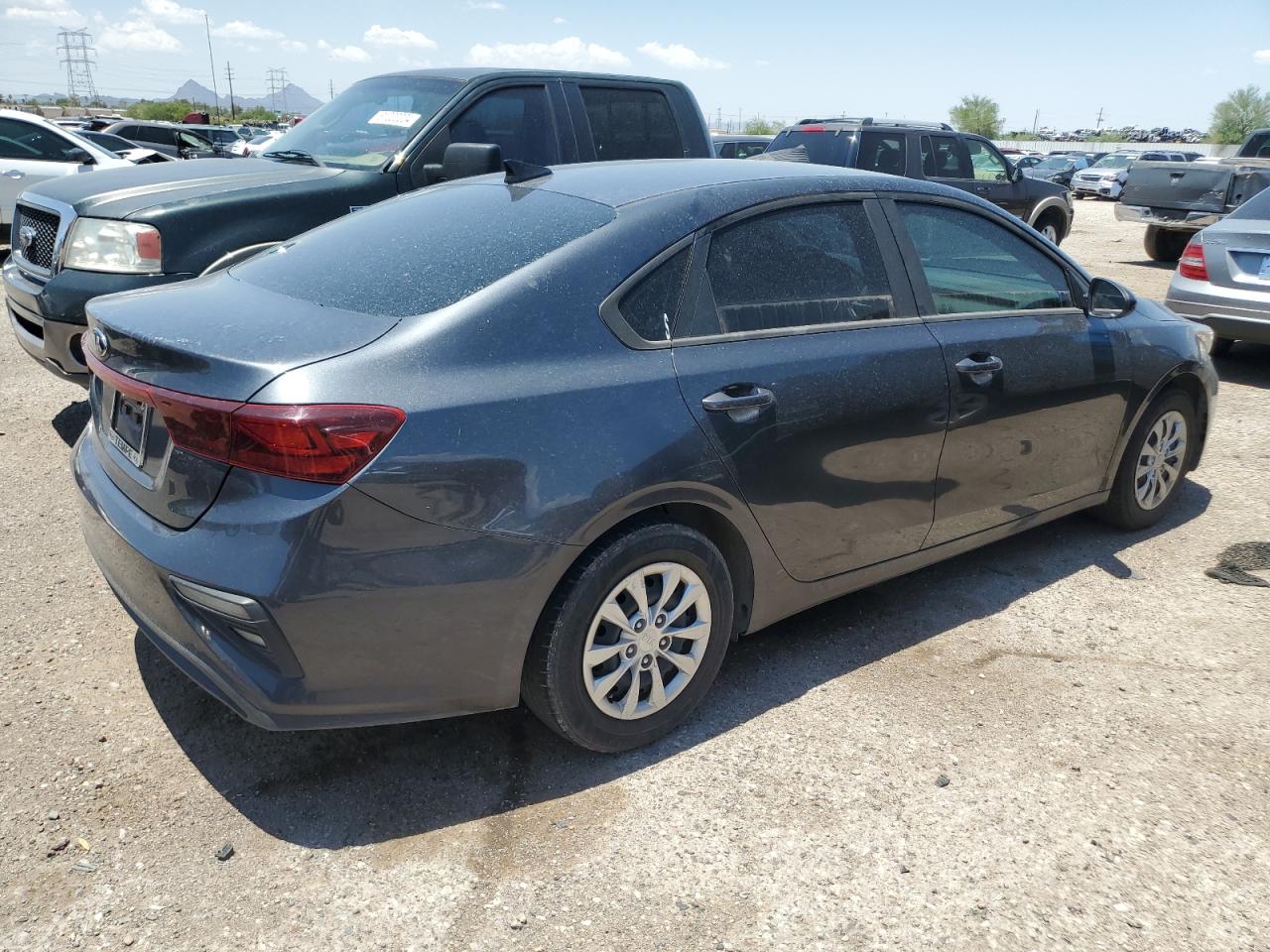 2021 KIA Forte VIN 3KPF24AD3ME401598 Copart auction photo, mechanical damage thumbnail 3