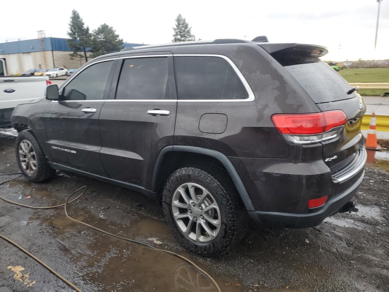 2016 Jeep Grand Cherokee VIN 1C4RJFBG2GC495974 Copart auction photo, front end damage thumbnail 2