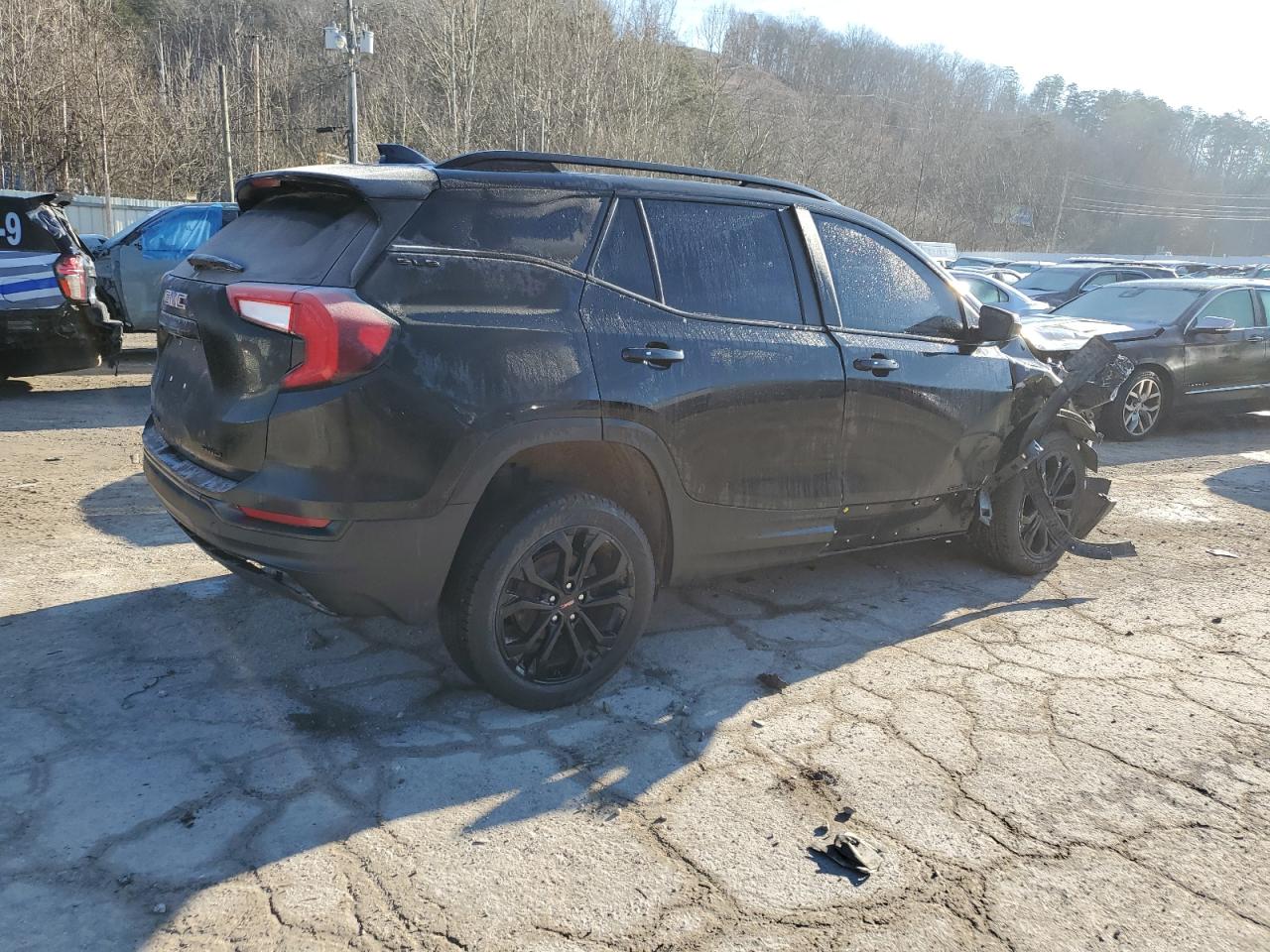 2022 GMC Terrain VIN 3GKALTEV6NL174316 Copart auction photo, front end damage thumbnail 3