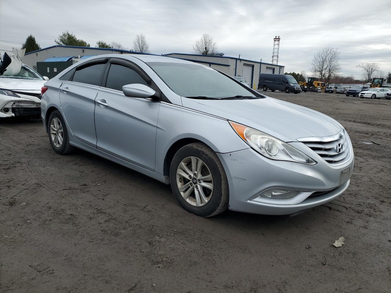 2013 Hyundai Sonata VIN 5NPEB4AC6DH772494 Copart auction photo, vandalism / minor dent/scratches damage thumbnail 4