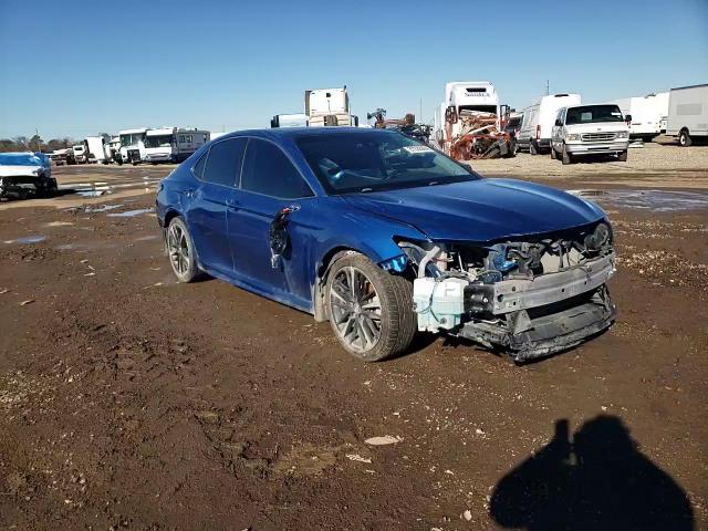 2018 Toyota Camry VIN 4T1B61HK5JU131966 Copart auction photo, all over damage thumbnail 11