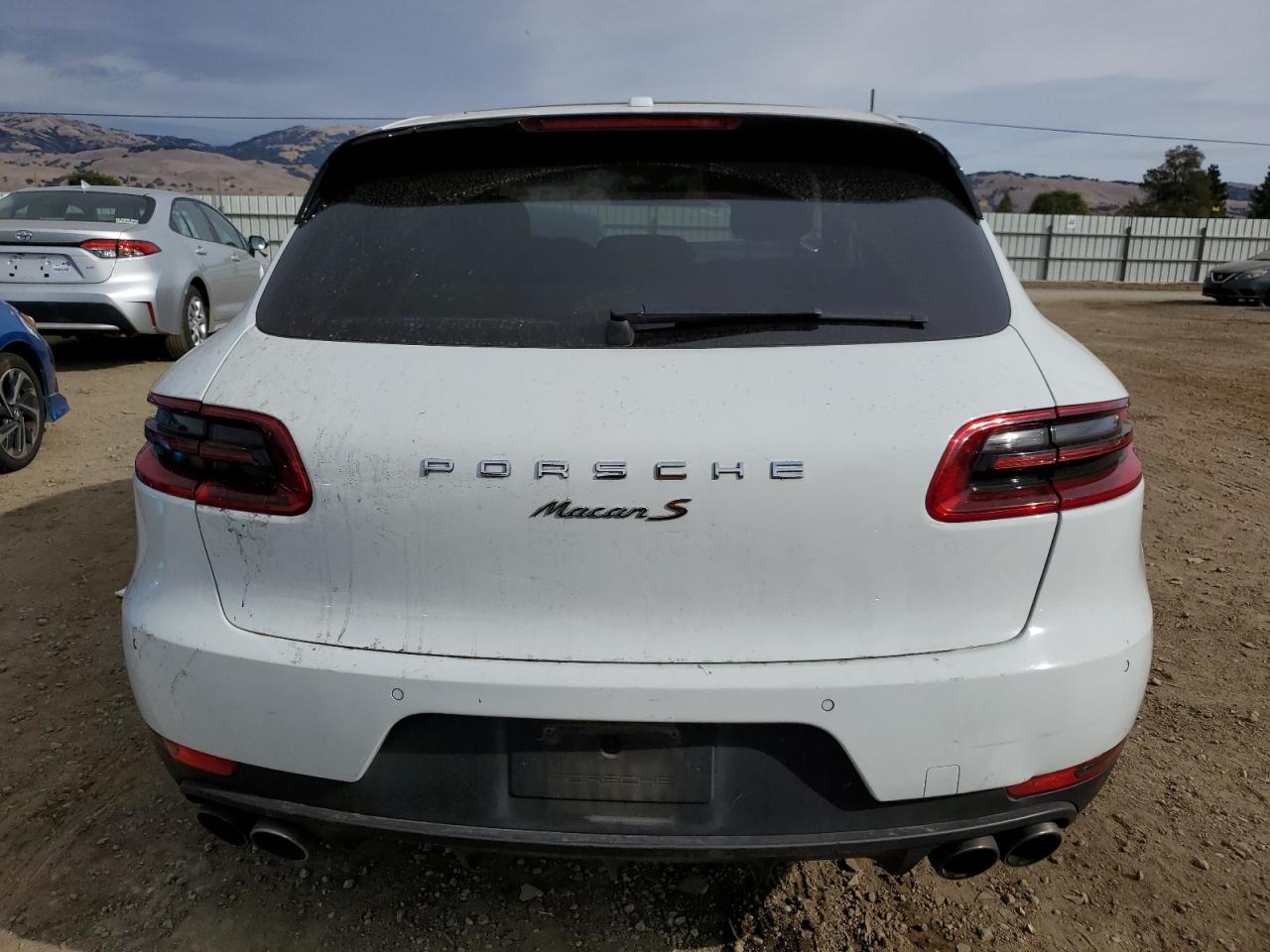 2016 Porsche Macan VIN WP1AB2A56GLB41649 Copart auction photo, front end / vandalism damage thumbnail 6
