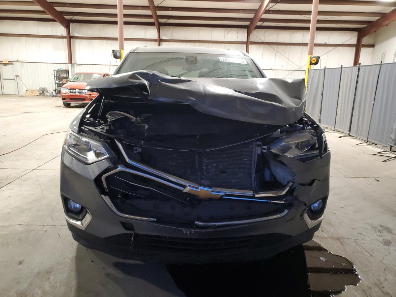 2020 Chevrolet Traverse VIN 1GNEVHKW9LJ315490 Copart auction photo, front end damage thumbnail 5
