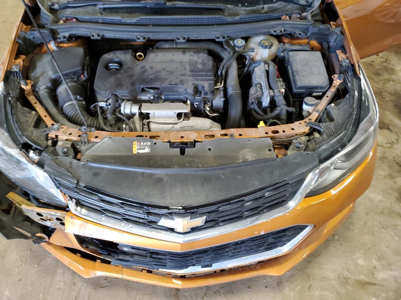2017 Chevrolet Cruze VIN 3G1BE6SM0HS598357 Copart auction photo, front end / side damage thumbnail 11