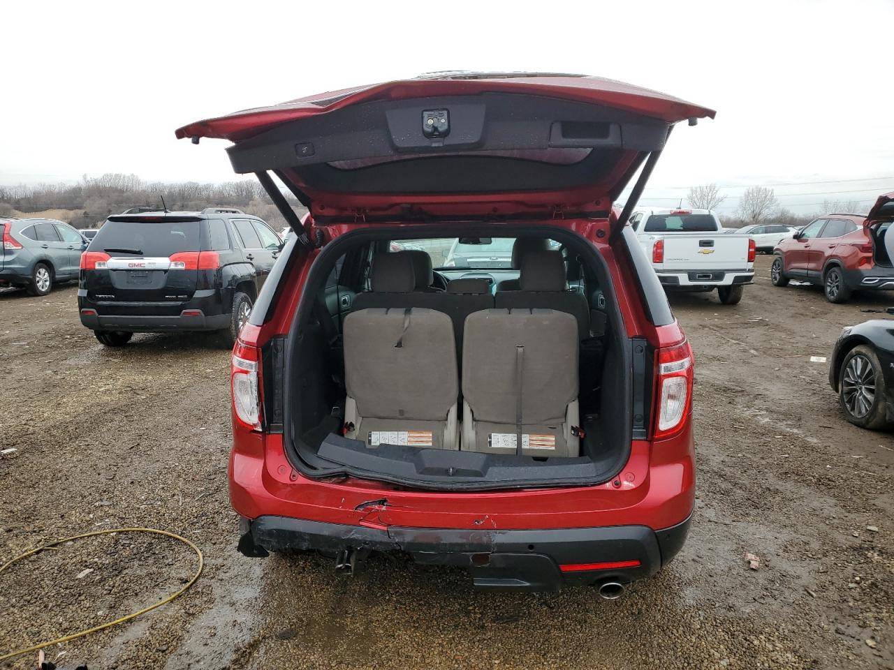 2011 Ford Explorer VIN 1FMHK7D82BGA09746 Copart auction photo, rear end / front end damage thumbnail 6