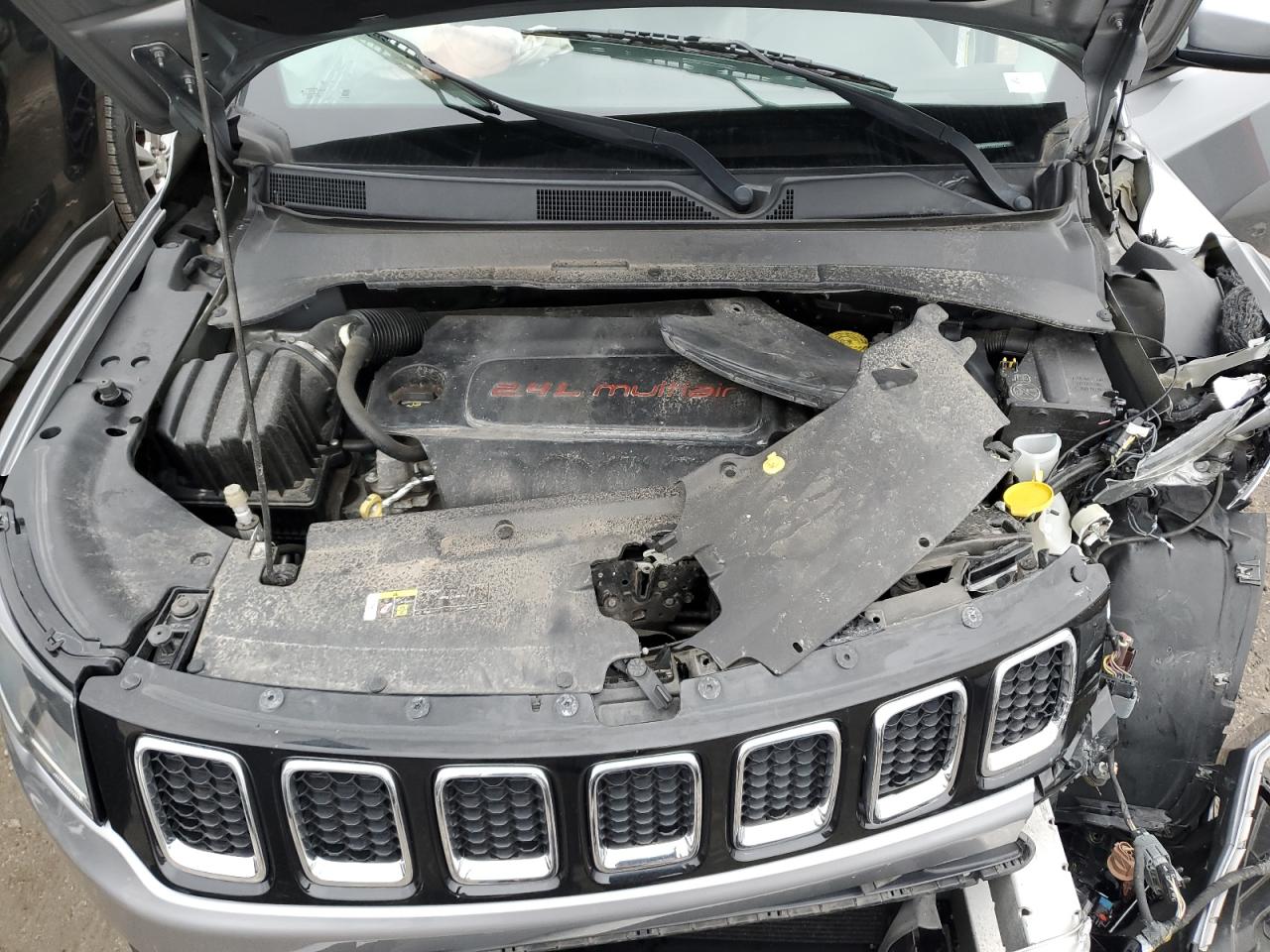 2017 Jeep Compass VIN 3C4NJDBB5HT597363 Copart auction photo, front end damage thumbnail 13