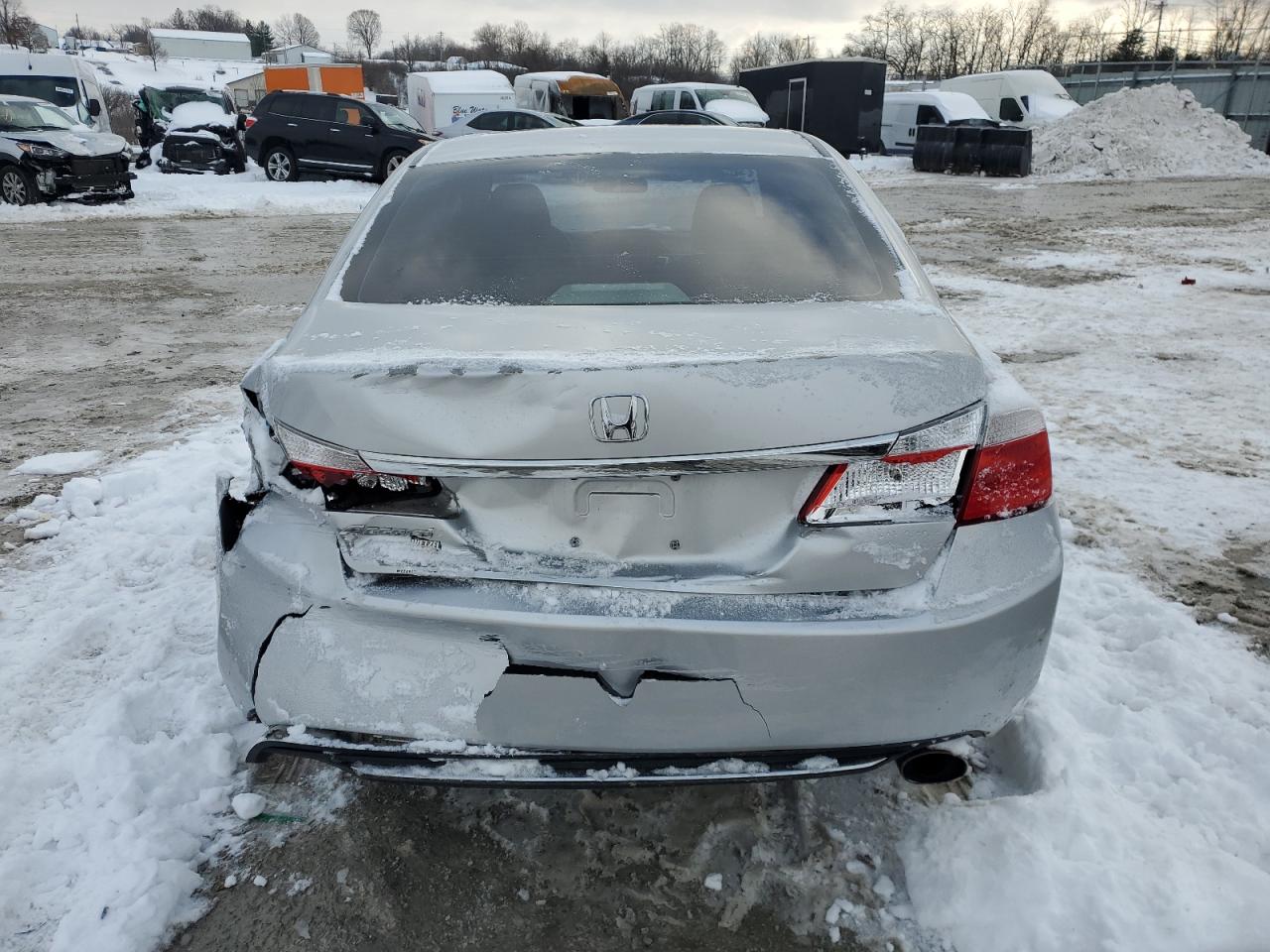 2015 Honda Accord VIN 1HGCR2F3XFA070836 Copart auction photo, all over / front end damage thumbnail 6