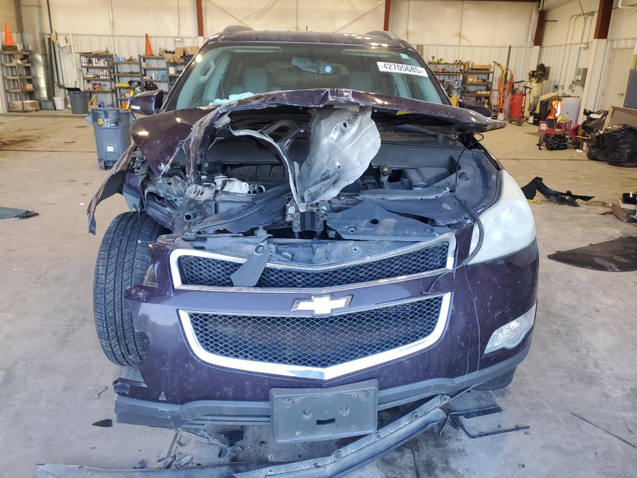 2009 Chevrolet Traverse VIN 1GNEV23D49S167570 Copart auction photo, front end damage thumbnail 5