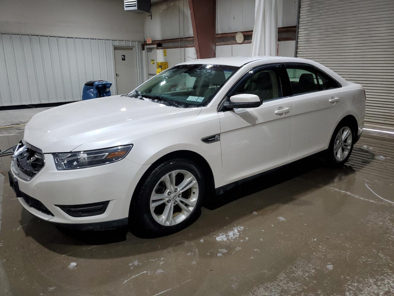 2015 Ford Taurus VIN 1FAHP2E86FG156705