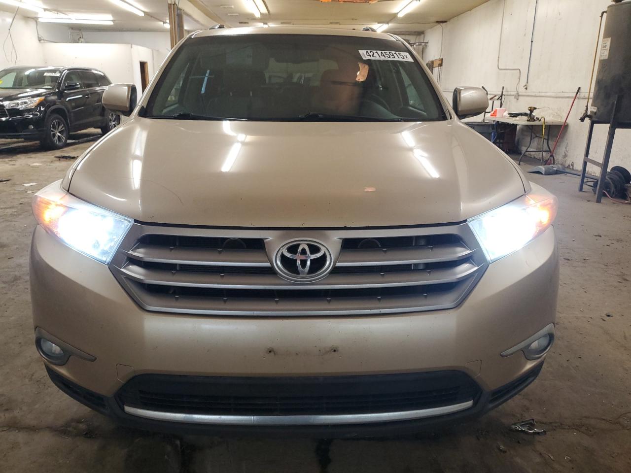 2012 Toyota Highlander VIN 5TDDK3EH6CS094527 Copart auction photo, side damage thumbnail 5