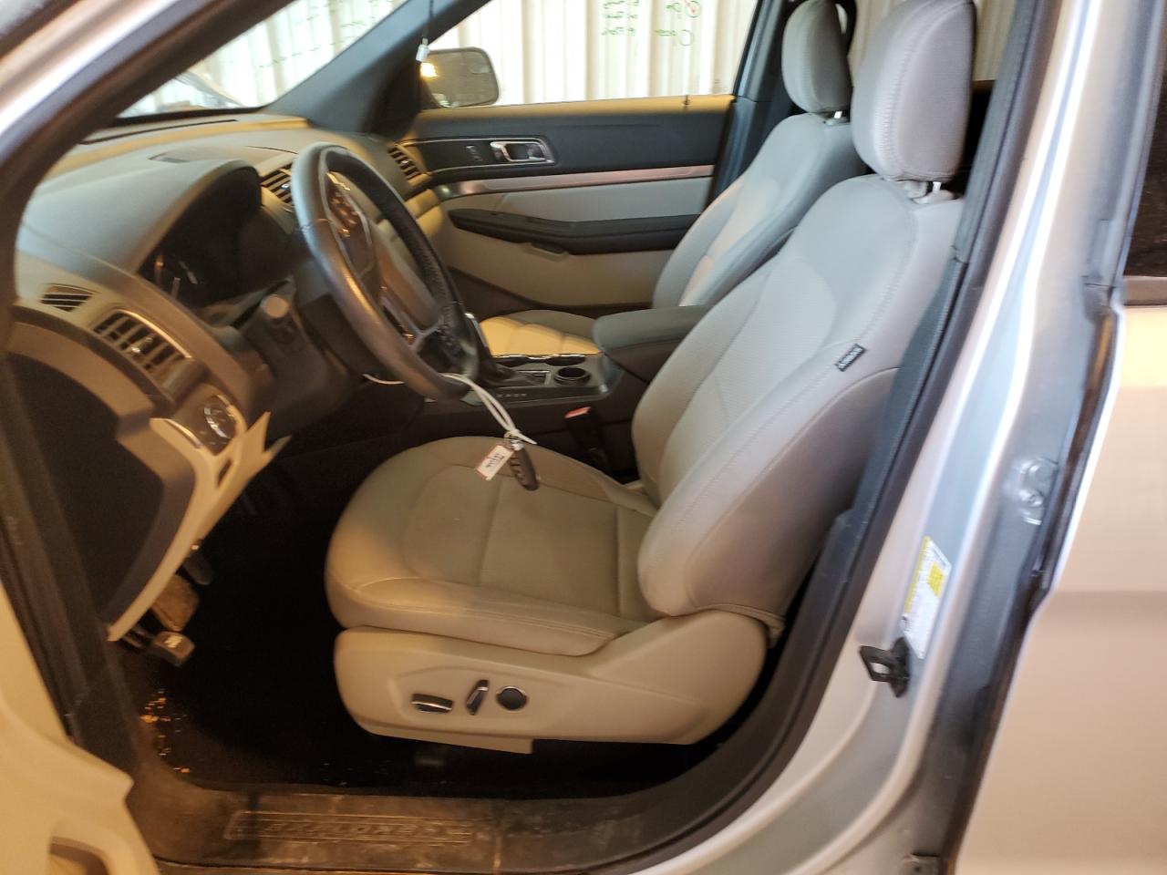 2018 Ford Explorer VIN 1FM5K7D89JGC64279 Copart auction photo, front end / top/roof damage thumbnail 7