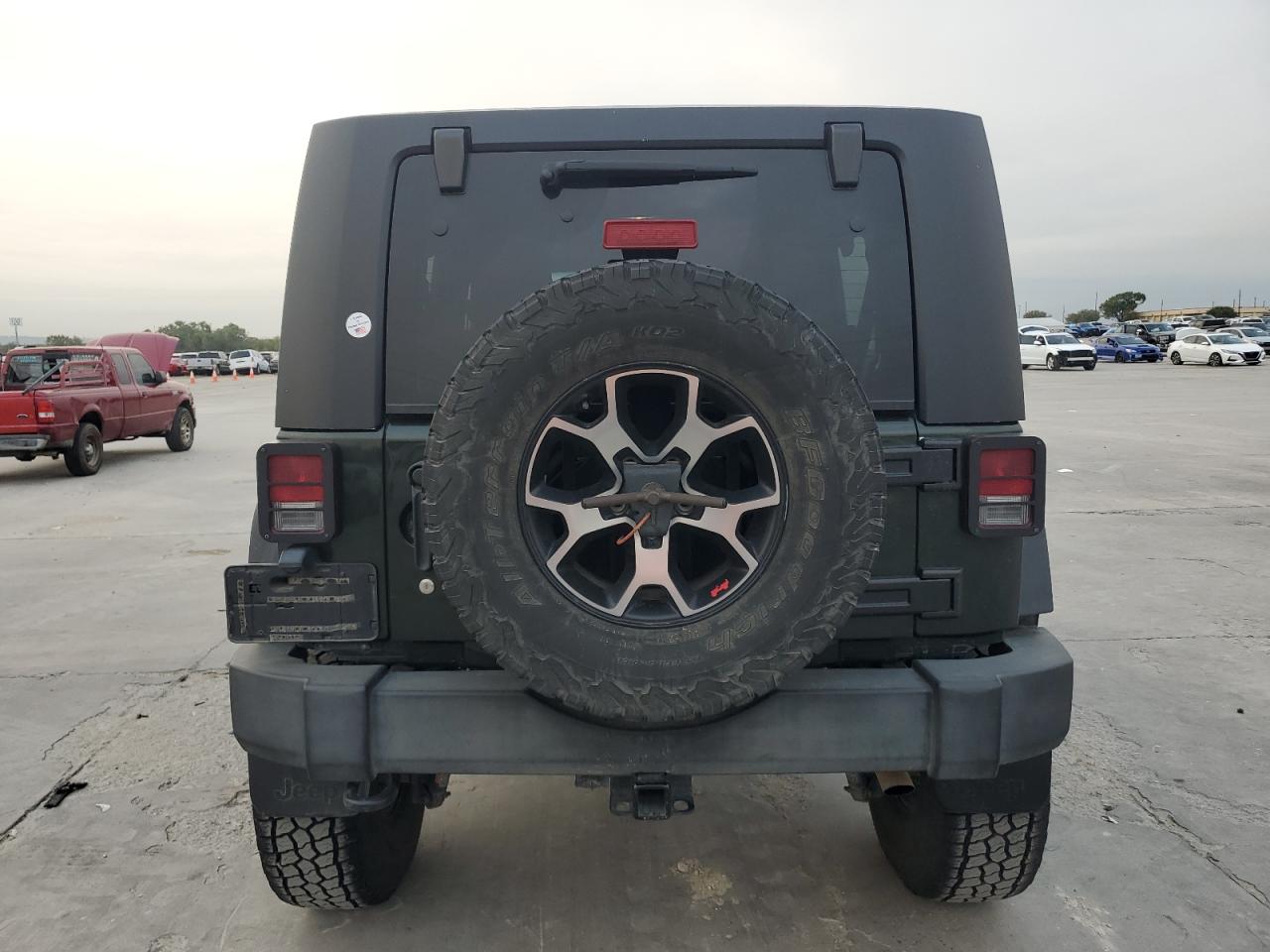 2011 Jeep Wrangler VIN 1J4BA3H10BL514527 Copart auction photo, front end damage thumbnail 6